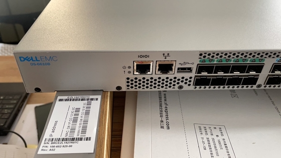 Μπροκάρ 96 διακόπτης 48 EMC ds-6520B 16gb λιμένων SAN ενεργοί λιμένες