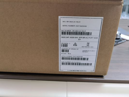 Brocade G620 SAN Switch με 24 ενεργές θύρες, γενιά 6 Fibre Channel και συνολικό εύρος ζώνης 2 Tbps