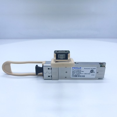 Οπτικός πομποδέκτης FTL410QE4C 40BASE-SR4 QSFP+ Gen4 για το ξεμπλοκάρισμα στο 10gbase-SR Ethernet 4 Χ