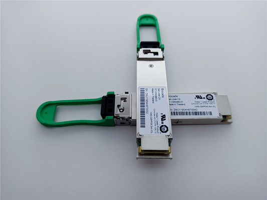 Μπροκάτ 57-1000480-01 XBR-000285 128G QSFP28 2km 1310nm SMF Transceiver Module με συνδετήρα LC