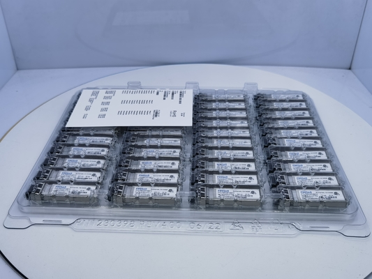 Αρχική οπτική μονάδα Finisar FTLF8532P4BCV 32G 850nm Λεκτός κύματος SFP+ δέκτη