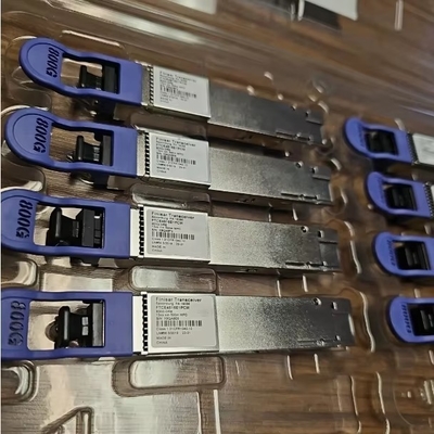 Νέο Finisar QSFP-DD-800G-DR8 500m SMF MPO16 Παράλληλες οπτικές ενότητες υψηλής ταχύτητας 800G Διαδικτυακό διακόπτη 16 πυρήνες χωρητικότητας 400G Οπτικό εξοπλισμό ινών