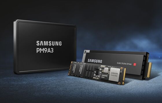 Samsung PM9A3 7.68TB PCIe 4.0 NVMe Enterprise SSD με 6900MB/s U.2 Form Factor